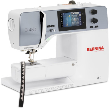 Bernina B480 Sewing Machine