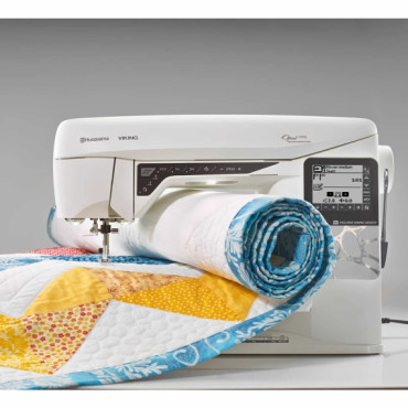 Husqvarna Viking Opal 690Q Computerised Sewing Machine